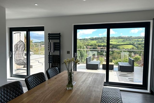 19, Woodhill View Devon, Honiton photo 3