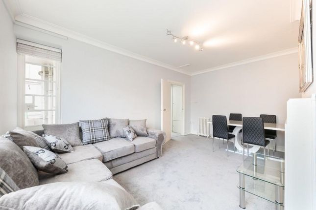 Flat for sale in Stanbury Court, Belsize Park