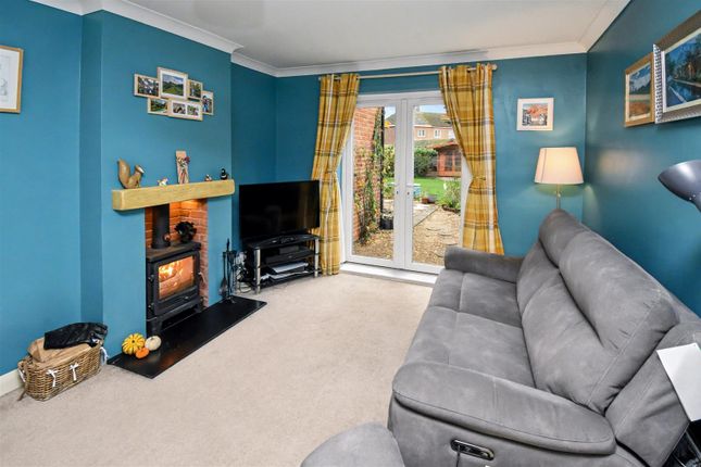 18, Irving Grove, Corby photo 3
