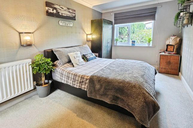 19a, High Street, Great Hale photo 4