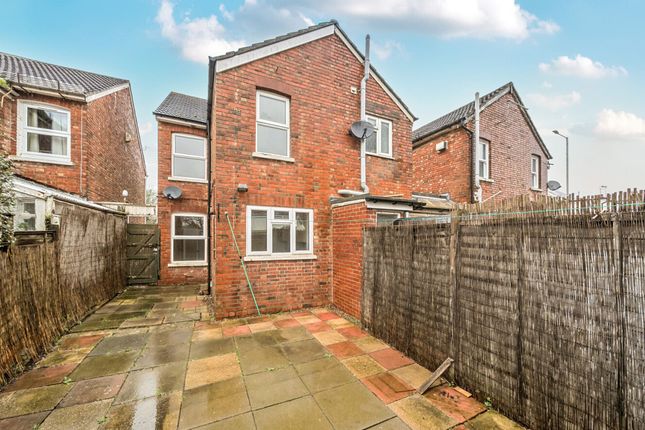 92 Powder Mill Lane, Tunbridge Wells photo 4