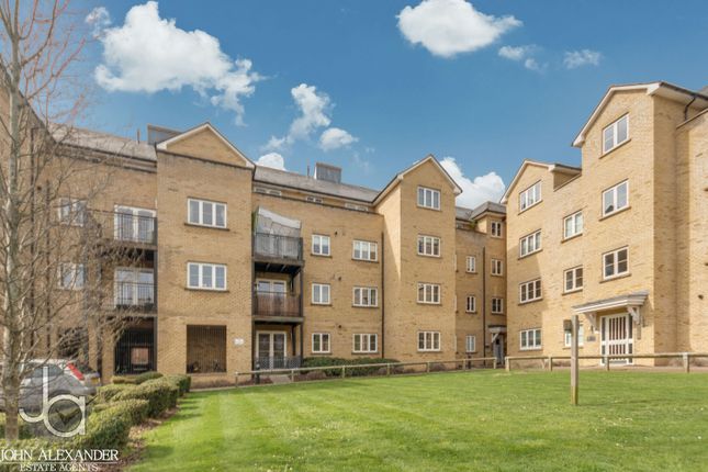 Thumbnail Flat for sale in Gilbert Court, Clarendon Way, Colchester
