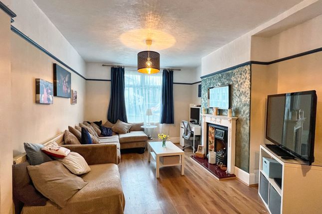 44 Brynteg Avenue, Bridgend photo 3
