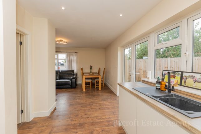 Wood End, Tower Road, Great Yarmouth photo 5