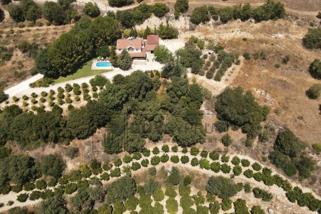 Villa for sale in Miliou, Paphos, Cyprus