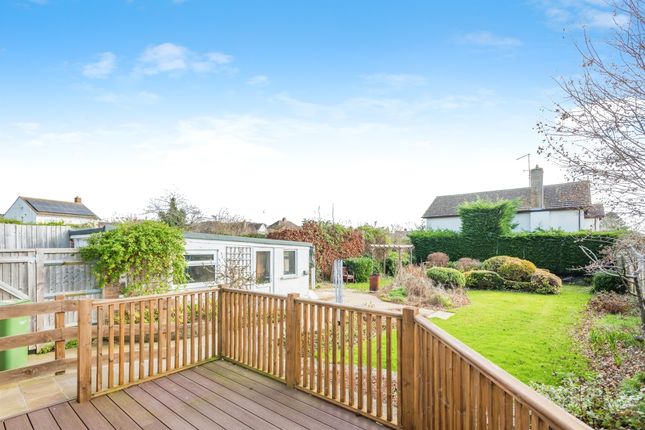 Detached bungalow for sale in Mayfield Road, Farmoor, Oxford