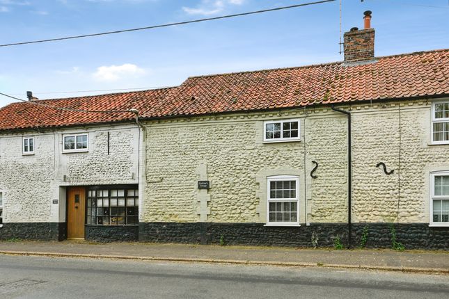1-bed house on Cardinals Cottage, High Street, King's Lynn, £240,000