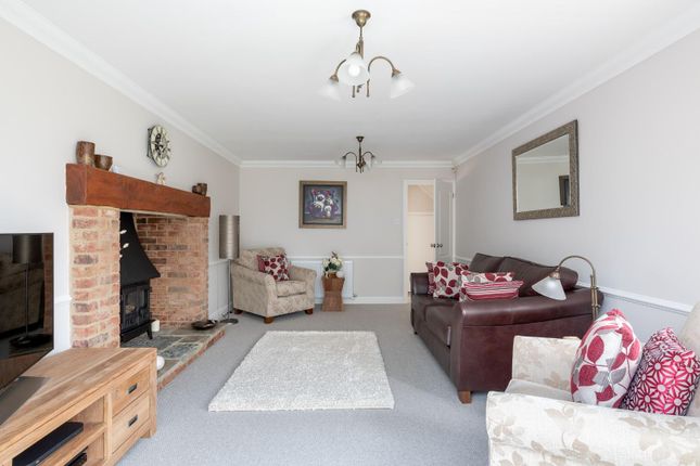 28, Phoebes Orchard, Milton Keynes photo 4