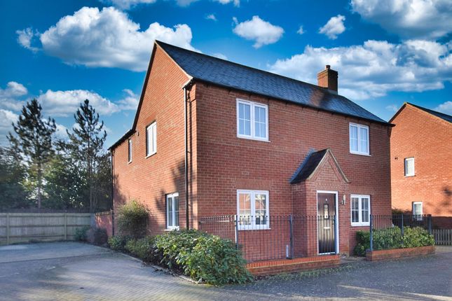 Thumbnail Detached house for sale in Silk Close, Buckingham