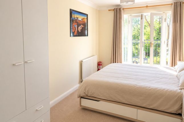 St Lukes Road, Notting Hill photo 3