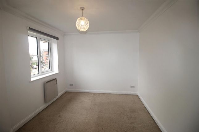 23 Queens Acre, Queens Road, High Wycombe photo 5