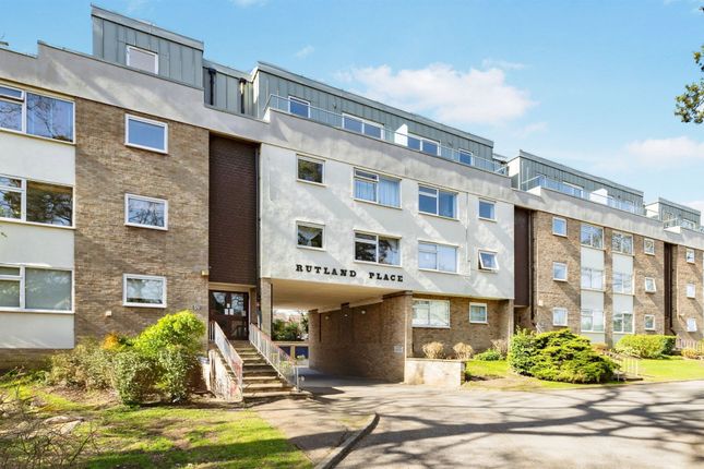 2-bed flat on 22, Rutland Place, The Rutts, Bushey, £367,500