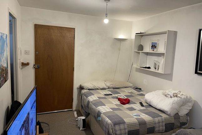 29, Spencer Mews, London photo 4