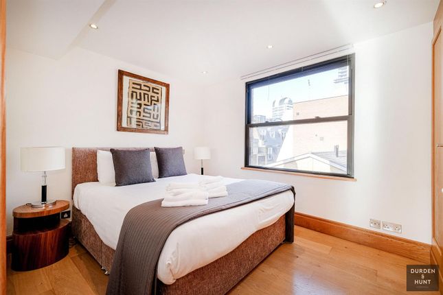 Flat to rent in Monument Street, London