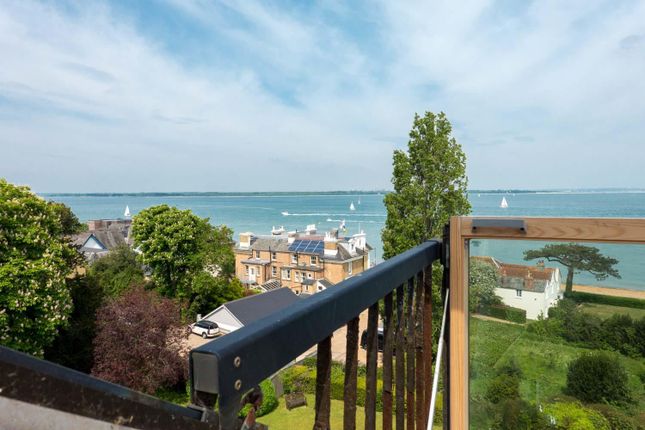 Flat for sale in Period Apartment - Melcombe House, Queens Road, Cowes
