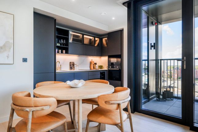 The HiLight, Battersea photo 3