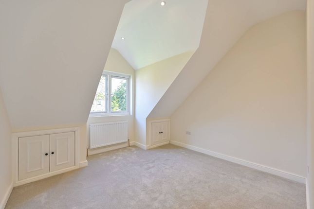 Bungalow for sale in Hanworth Road, Hounslow