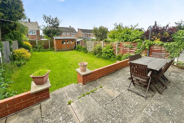 19, Springhill Road, Wolverhampton photo 4