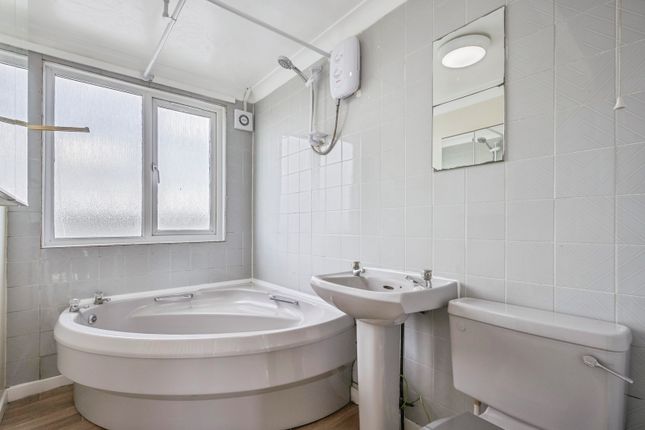 Flat 5, 10, Hill Park Crescent, Plymouth photo 4
