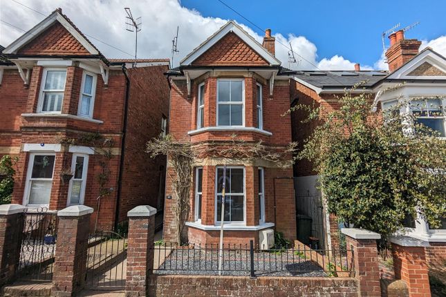 Thumbnail Detached house to rent in Prospect Road, Southborough, Tunbridge Wells