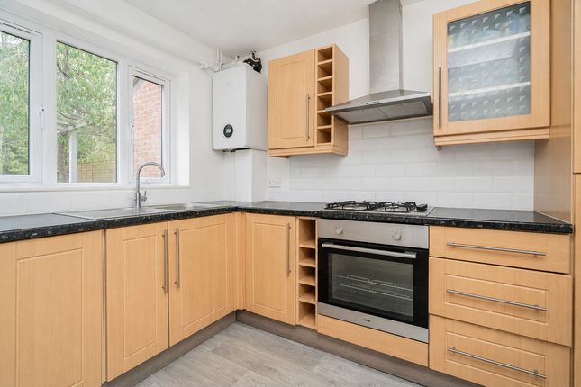 29, HIndemith Gardens, Milton Keynes photo 3