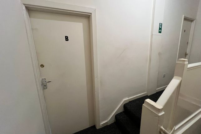 1 Room B, Portland Street , Walsall photo 5