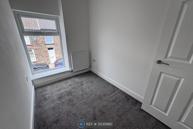Alexandra Road, Gelli, Pentre photo 5
