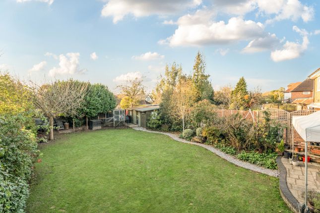 26, Denham Lane, Gerrards Cross photo 4
