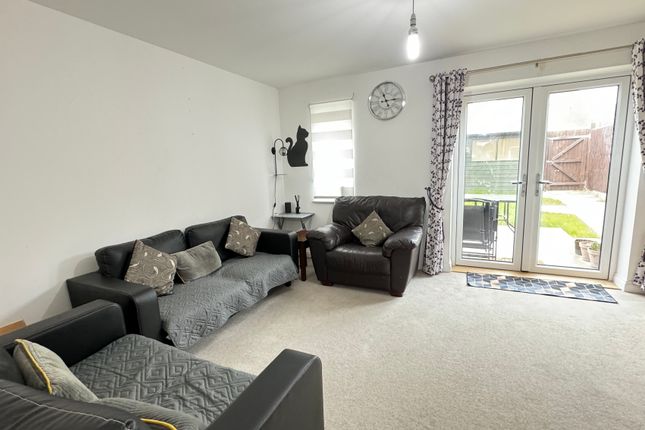 Shared accommodation to rent in Clapperknapper, Swanscombe