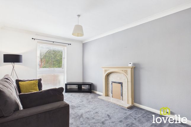 27 Elm Tree Court, Cottingham photo 3