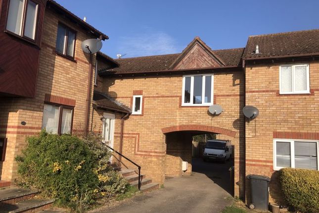 1-bed flat on 18, Sherwood Drive, Daventry, £700/mo