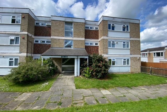 Flat to rent in Downs Road, Canterbury