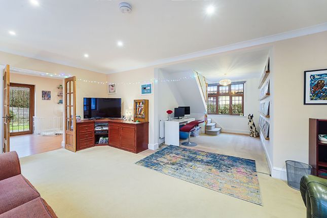 8 Corbet Road, Epsom photo 2