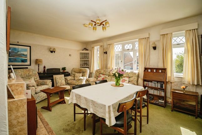 37, Treves Road, Dorchester photo 3