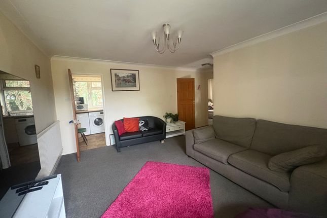 Montford Close, Sunderland photo 4