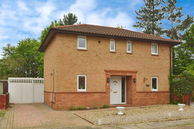 Thumbnail Detached house for sale in Montgomery Crescent, Bolbeck Park, Milton Keynes
