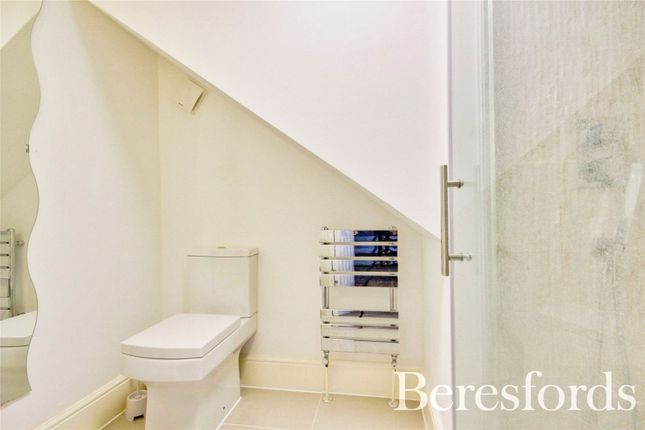 81a, Heaton Avenue, Romford photo 4