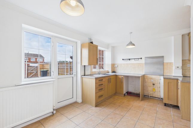 175, Toton Lane, Nottingham photo 4