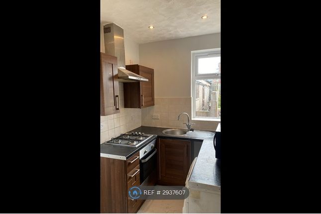 Oakwood Road East, Broomline Rotherham, Rotherham photo 4