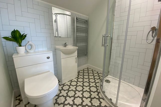 Whatsapp Image 2025-05-12 At 15.00.36_14c987d7