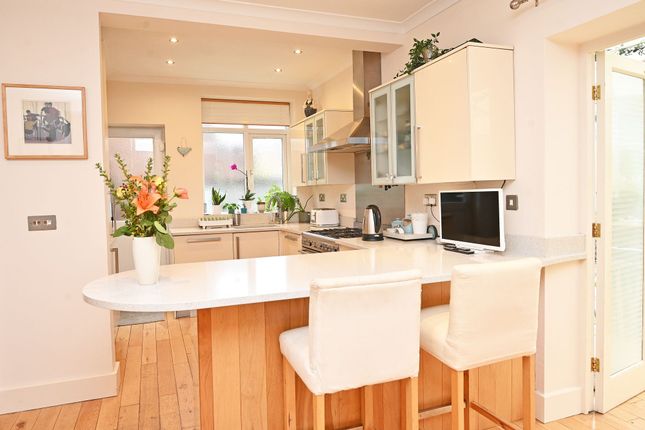 28 St. Winifreds Road, Harrogate photo 3