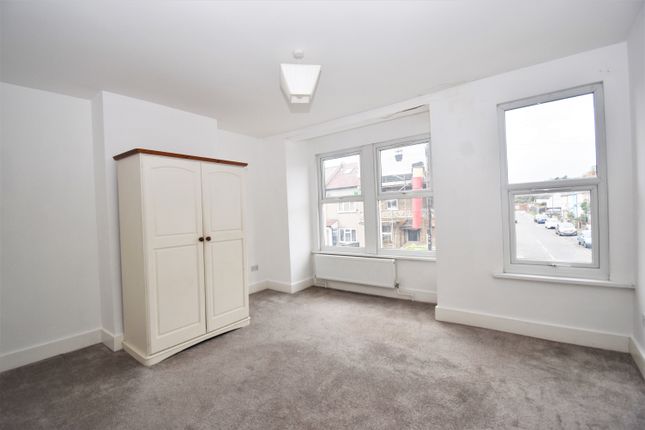 Thumbnail Terraced house to rent in Orchard Villas, Cray Road, Sidcup