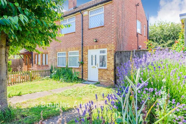44, Belmont Avenue, Wickford photo 4
