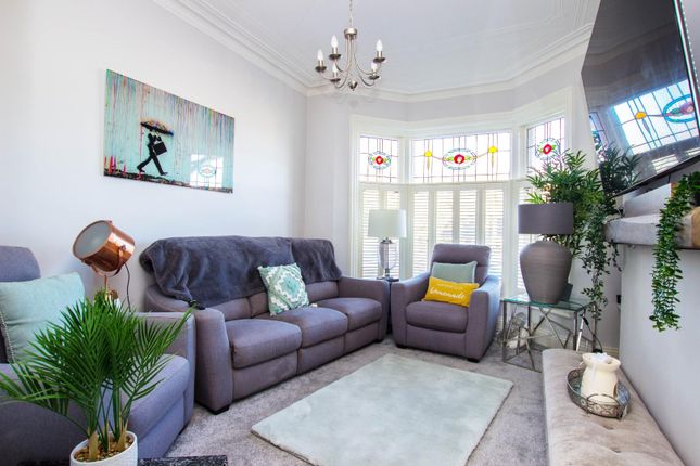 24, Earnsdale Road, Darwen photo 3
