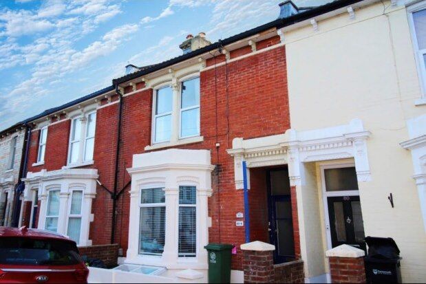 Flat to rent in Manners Road, Southsea PO4