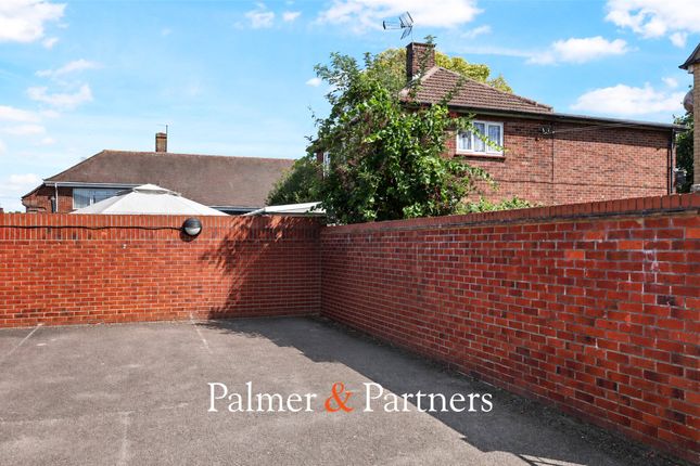 1 Mayflower Court,, Collingwood Road, Essex photo 4