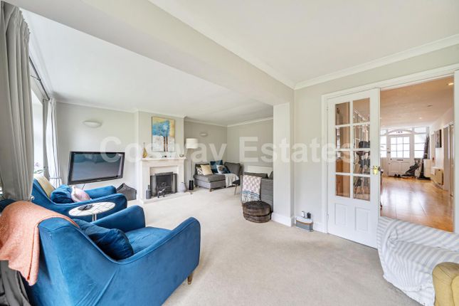 113, Daws Lane, Mill Hill, NW7, London photo 3