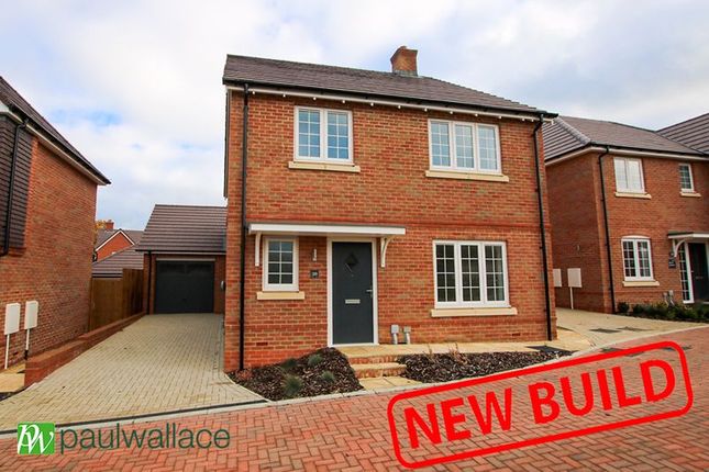 Detached house for sale in Andrews Lane, Cheshunt, Waltham Cross