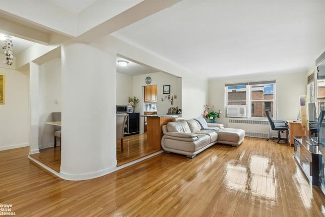 Thumbnail Studio for sale in 6861 Yellowstone Blvd Apt 715, Forest Hills, Ny 11375, Usa