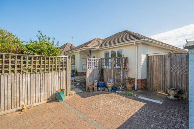 2-bed house on 2A,, Elm Park, Worthing, £450,000